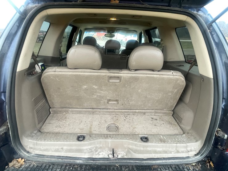 2004-ford-explorer-image-62