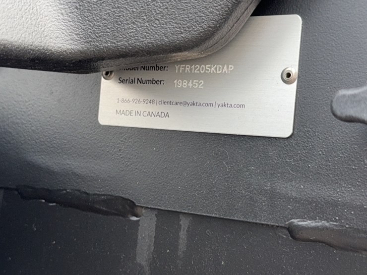 #3080-•-yakta-yxr-120-zero-turn-lawn-mower-image-12