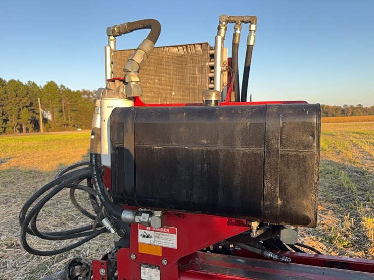 case-ih-1240-image-30