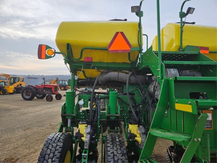 john-deere-1770nt-image-29