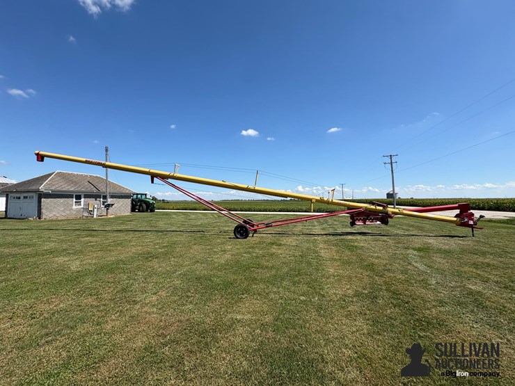 westfield-mk100-7-10"x71'-swing-away-auger-image-4