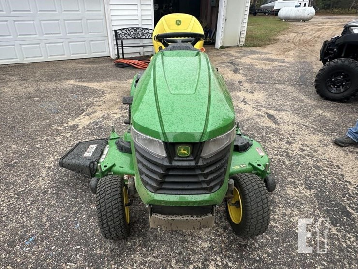 2025-john-deere-x390-image-14