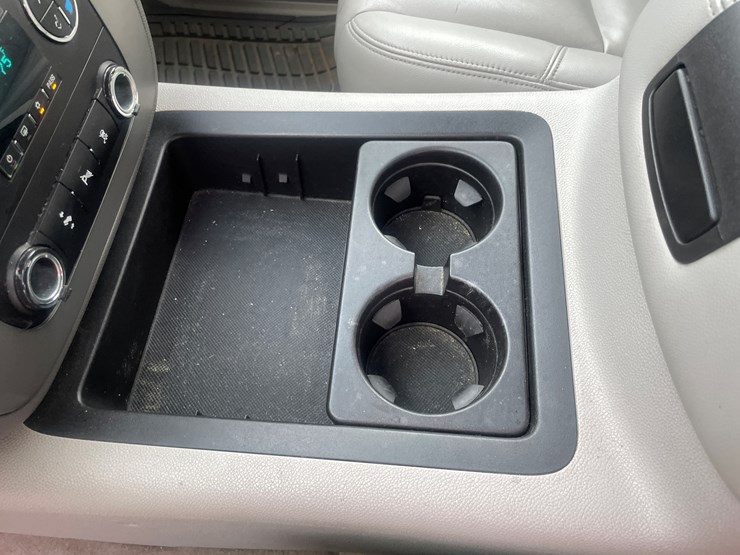 2010-gmc-yukon-image-42