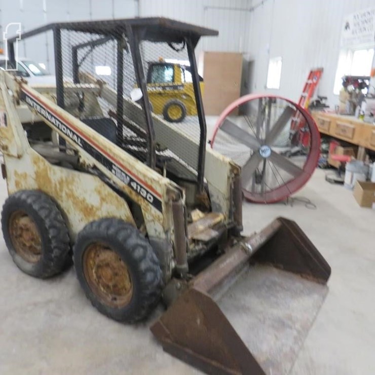 INTERNATIONAL 4130