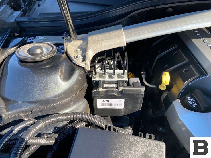 2014-chevrolet-camaro-ss-convertible-image-42