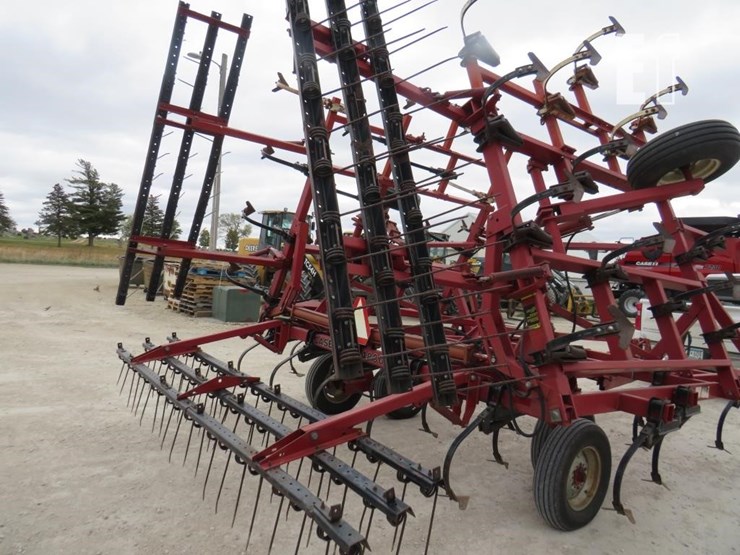 case-ih-4800-image-6