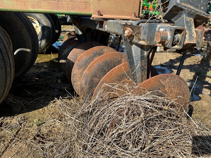 john-deere-26-image-22