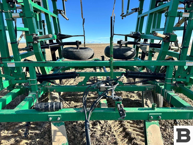 great-plains-9540-plains-plow-image-13