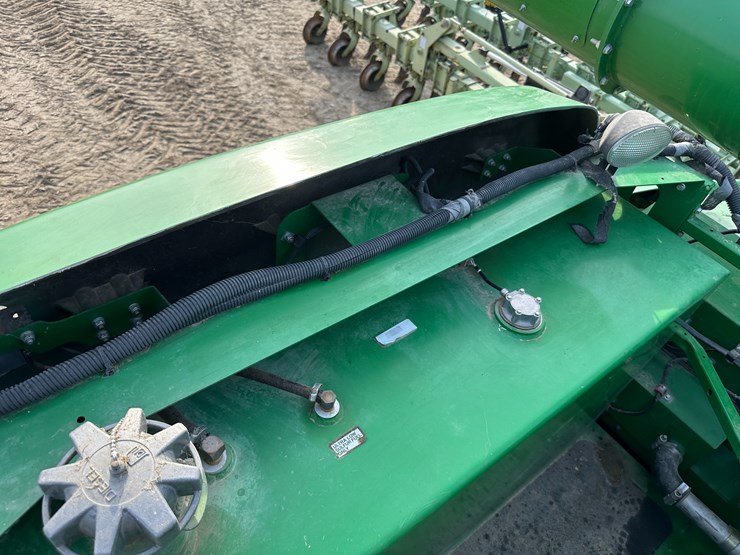 2015-john-deere-s680-image-60