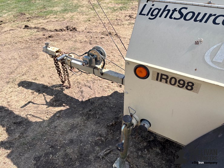 2007-ingersoll-rand-light-tower-image-11