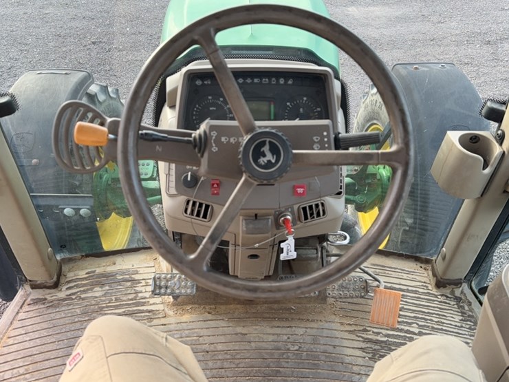 john-deere-6330-image-16