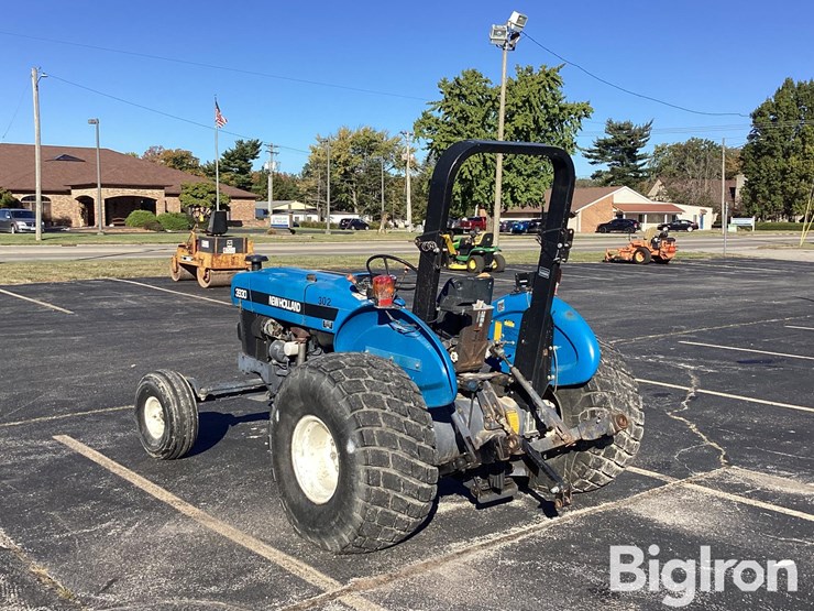 new-holland-3930-image-7