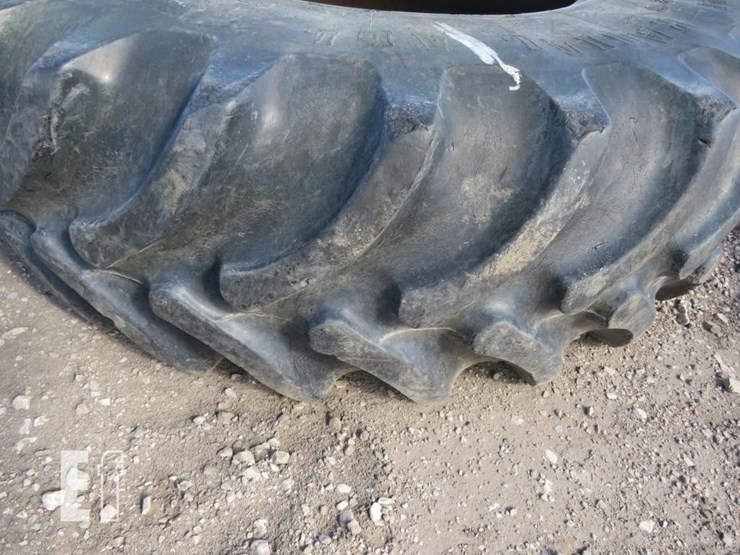 420/85--28-tire-image-3