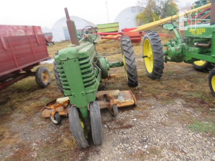 john-deere-b-image-2