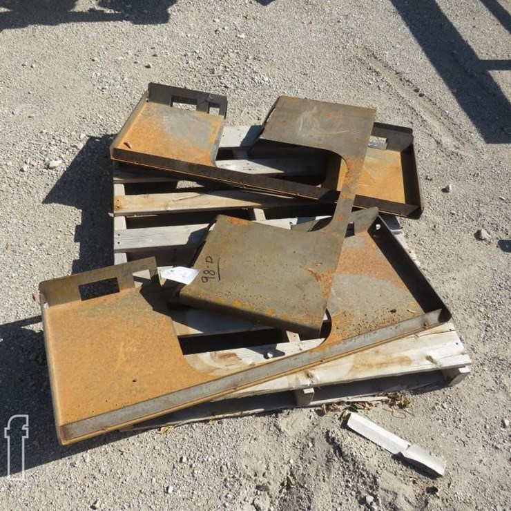 SKIDLOADER BACK PLATE