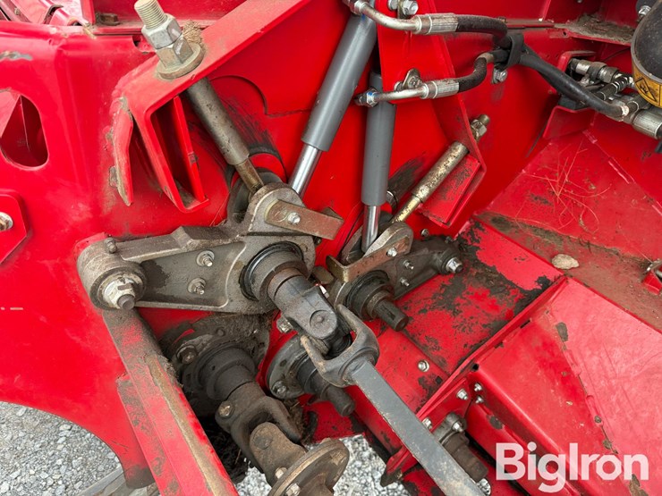 2017-massey-ferguson-wr9960-image-18