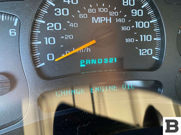 2004-chevrolet-silverado-1500-image-38