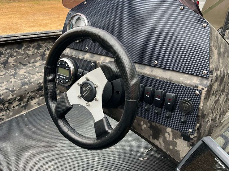 2022-havoc-river-rat-1756-step-transon-boat-image-15