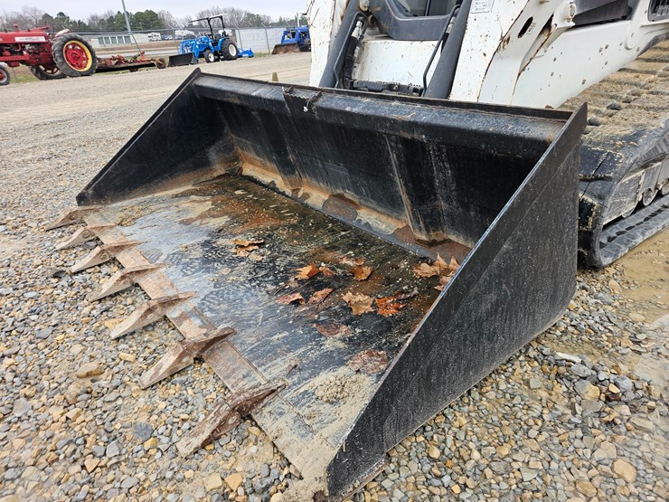 2018-bobcat-t770-image-51