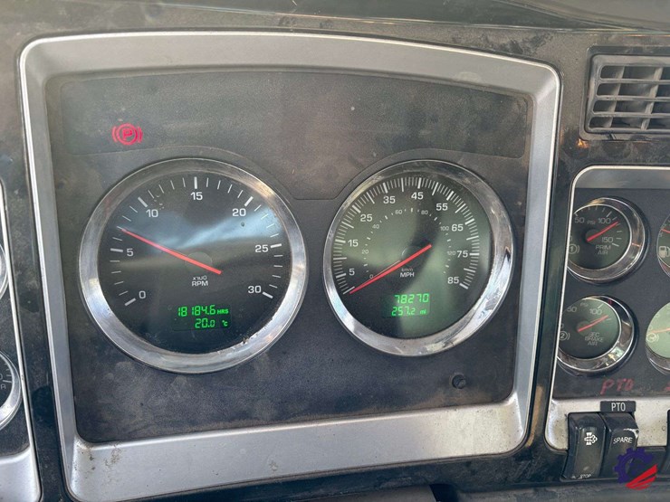 2009-kenworth-t800-image-107