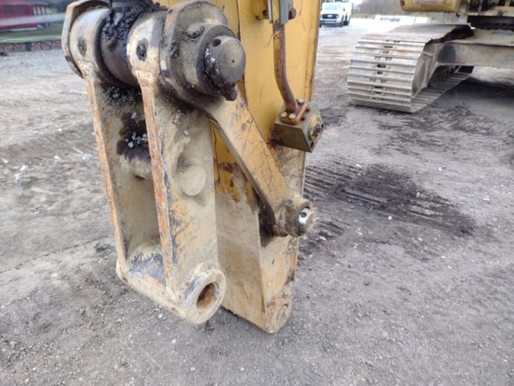 caterpillar-315cl-image-17