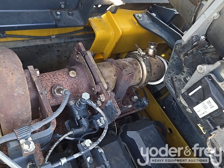 2022-komatsu-pc490-lc-11-image-70