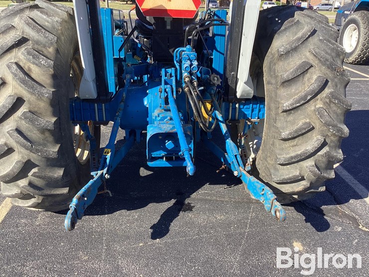 1993-new-holland-4630-image-10