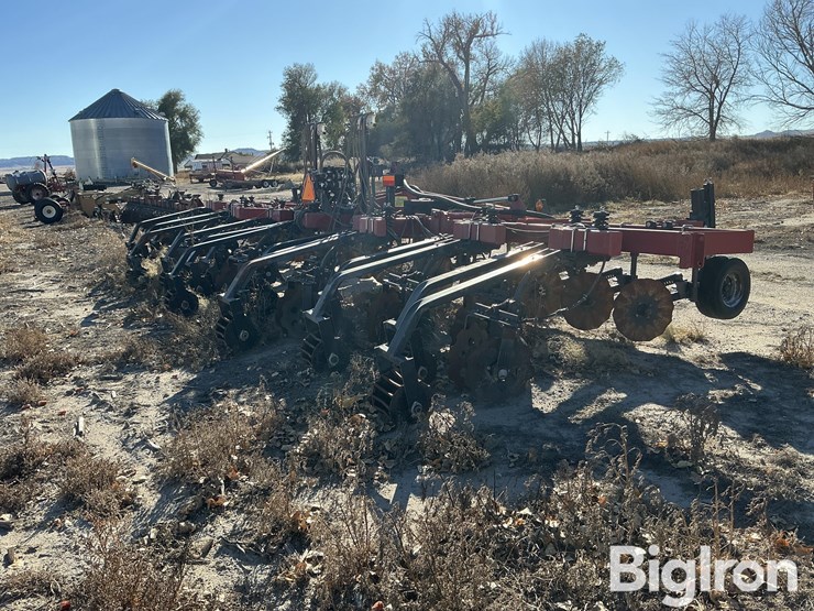 case-ih-5300-image-5