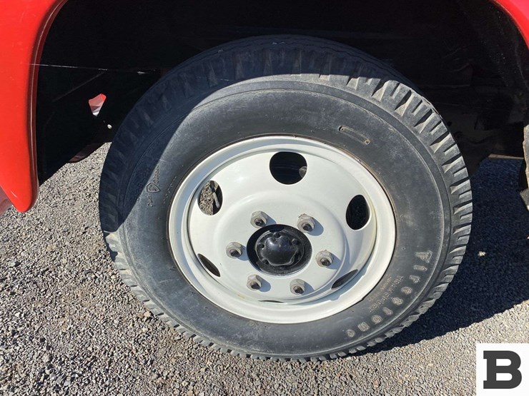 1959-gmc-370-bulk-agriculture-truck-image-11