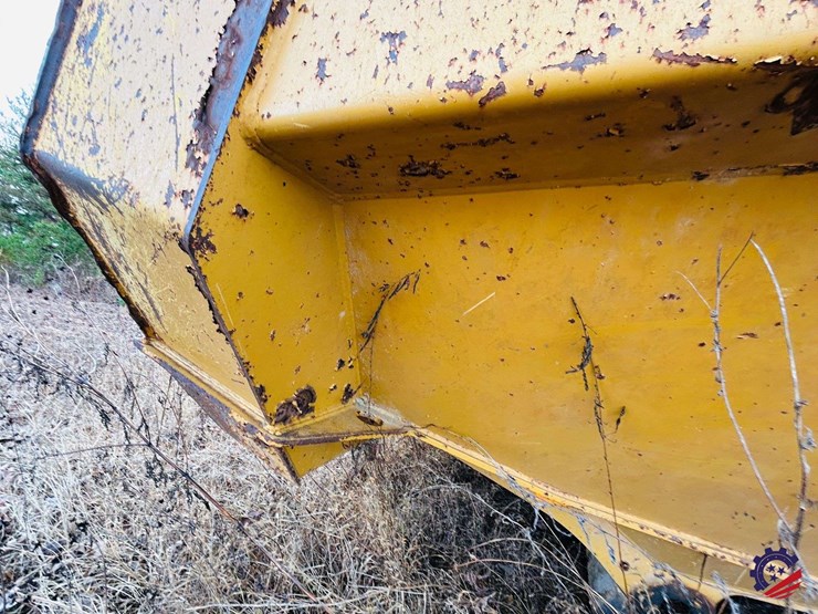 caterpillar-725c-image-19