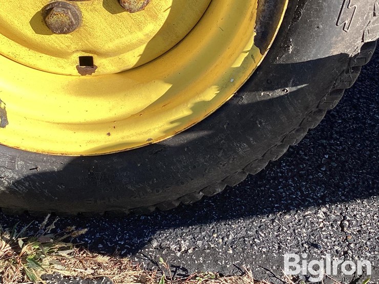 2013-john-deere-1445-image-18