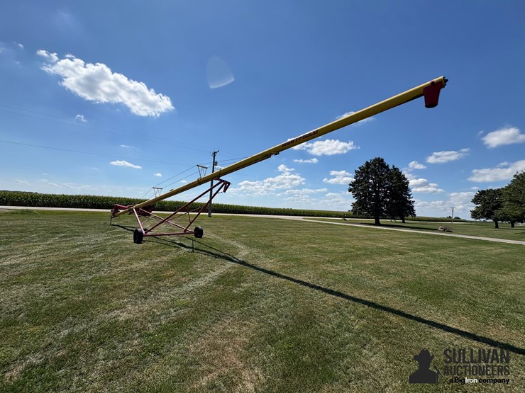 westfield-mk80-61-8"x61'-swing-away-auger-image-7