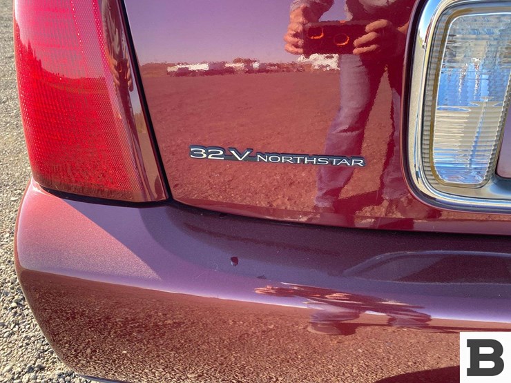 2000-cadillac-deville-sedan-image-17