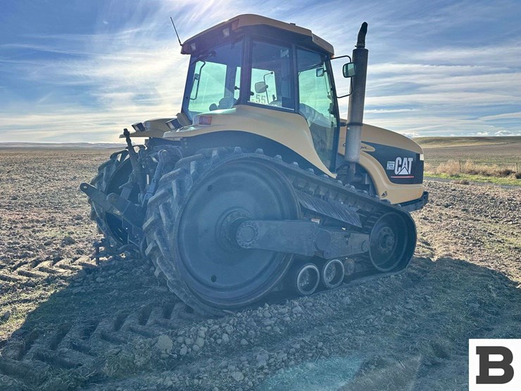 cat-challenger-55-tractor-image-7
