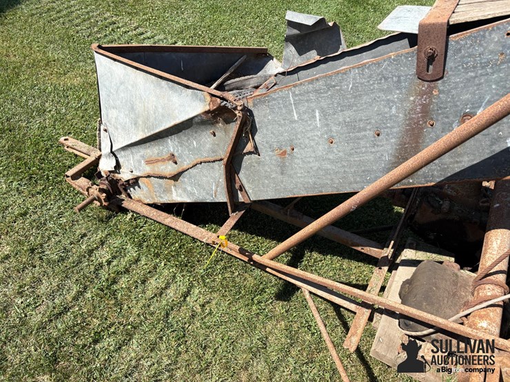 john-deere-paddle-elevator-image-10