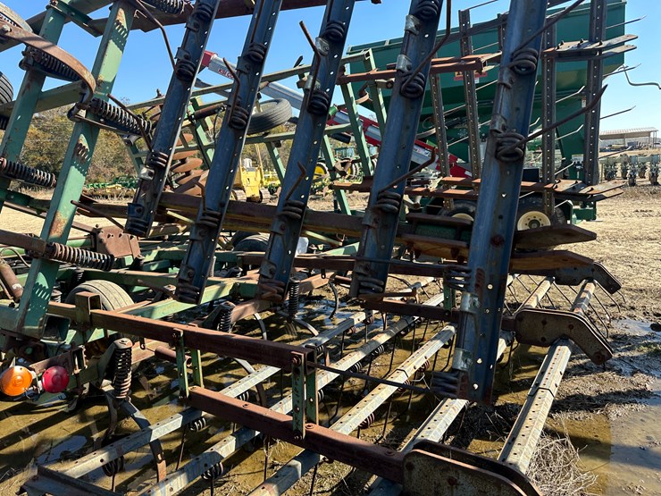 john-deere-724-image-22