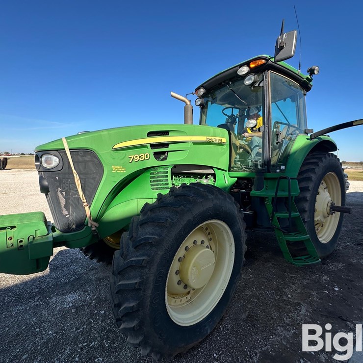2010 JOHN DEERE 7930