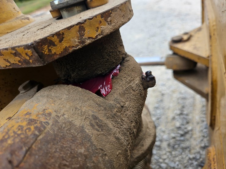 2002-caterpillar-d5g-xl-image-84