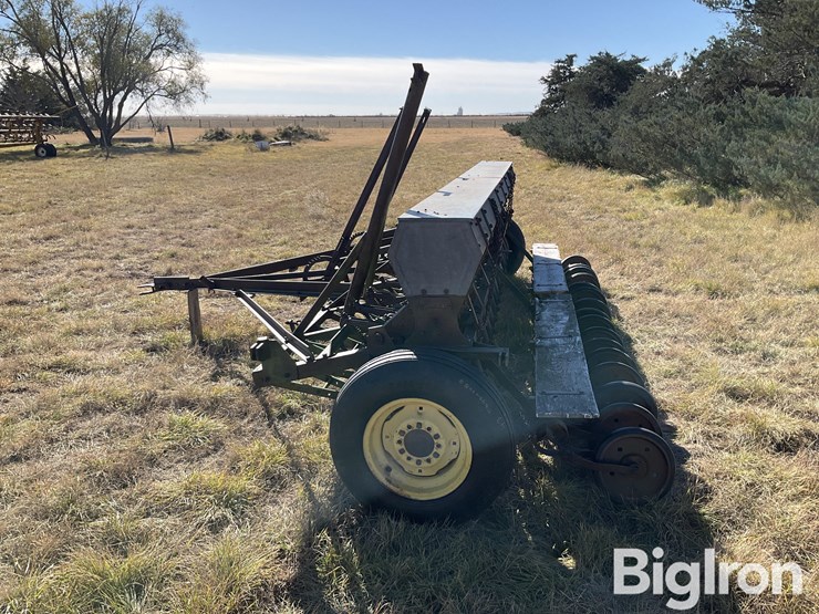 john-deere-14-image-8