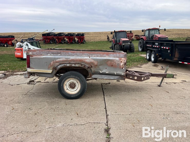 8'-truck-bed-box-farm-use-trailer-image-4