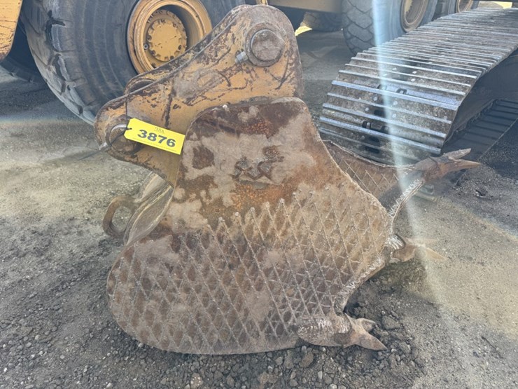 caterpillar-325-image-2