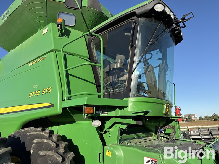 2011-john-deere-9770-sts-image-13