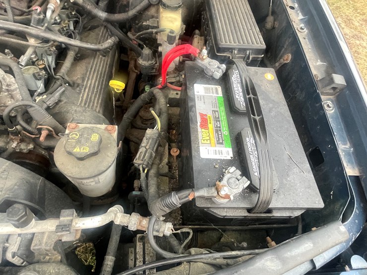 2004-ford-explorer-image-69