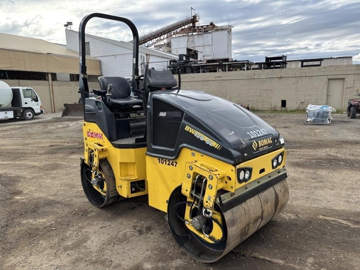 2017-bomag-bw120-image-2