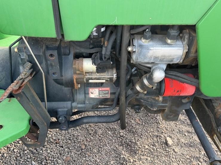 john-deere-5205-image-9