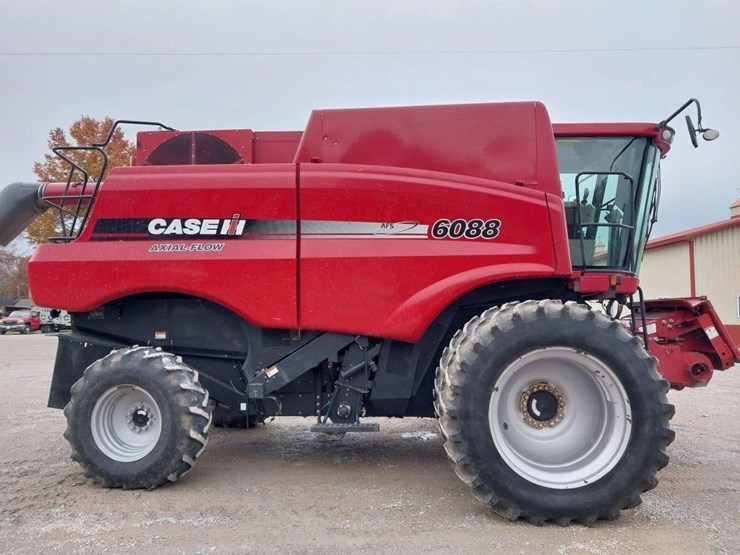 case-ih-6088-image-4