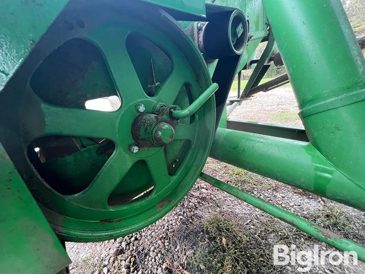 john-deere-400-image-13