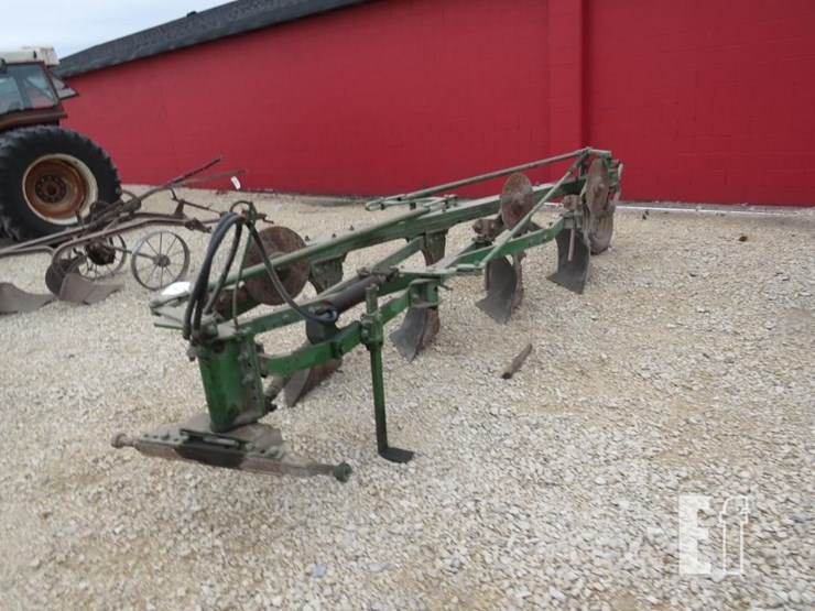 john-deere-f145-image-3