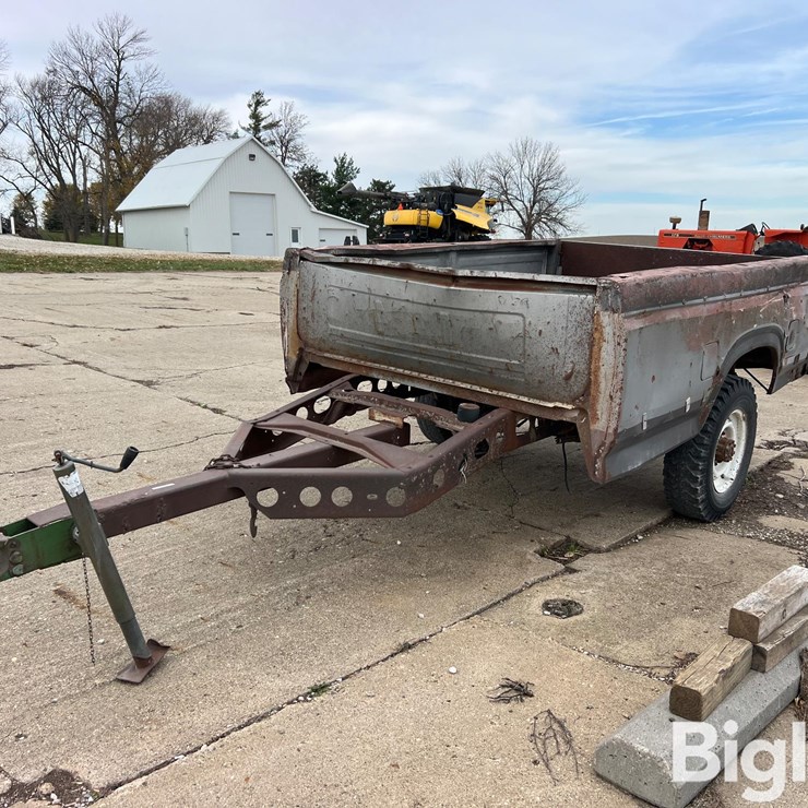 8' Truck Bed Box Farm Use Trailer