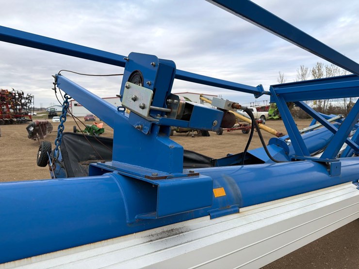 2008-brandt-20110-image-23